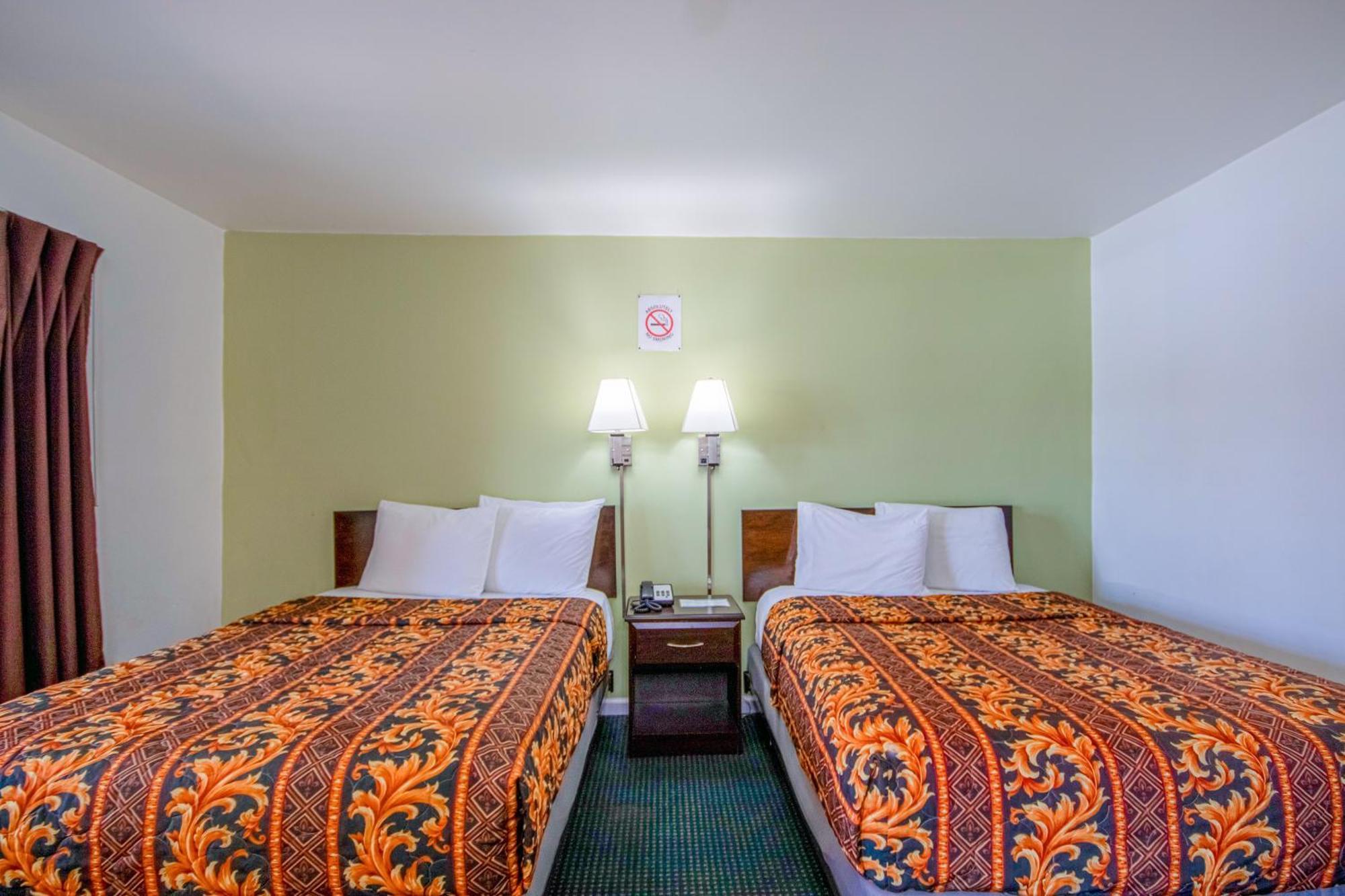 Oyo Travelier Motel Macon 外观 照片
