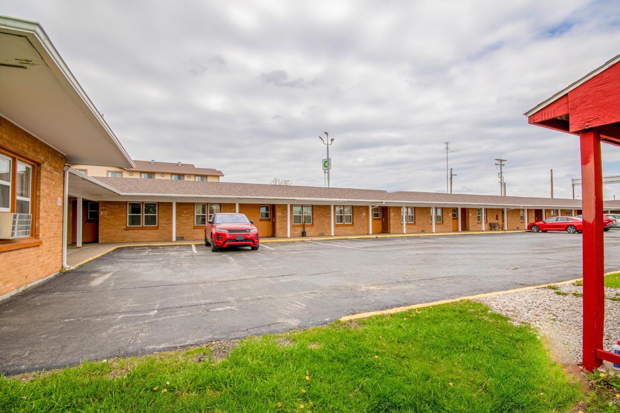 Oyo Travelier Motel Macon 外观 照片