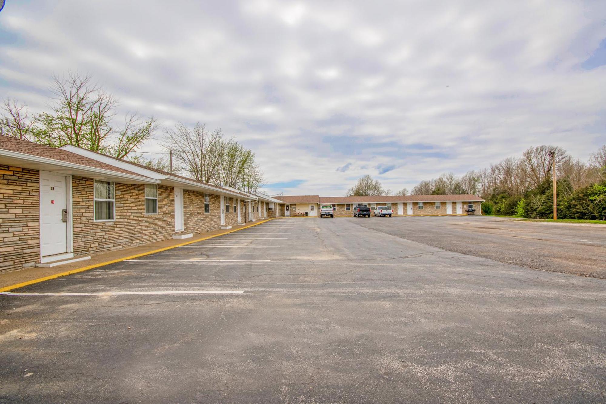 Oyo Travelier Motel Macon 外观 照片
