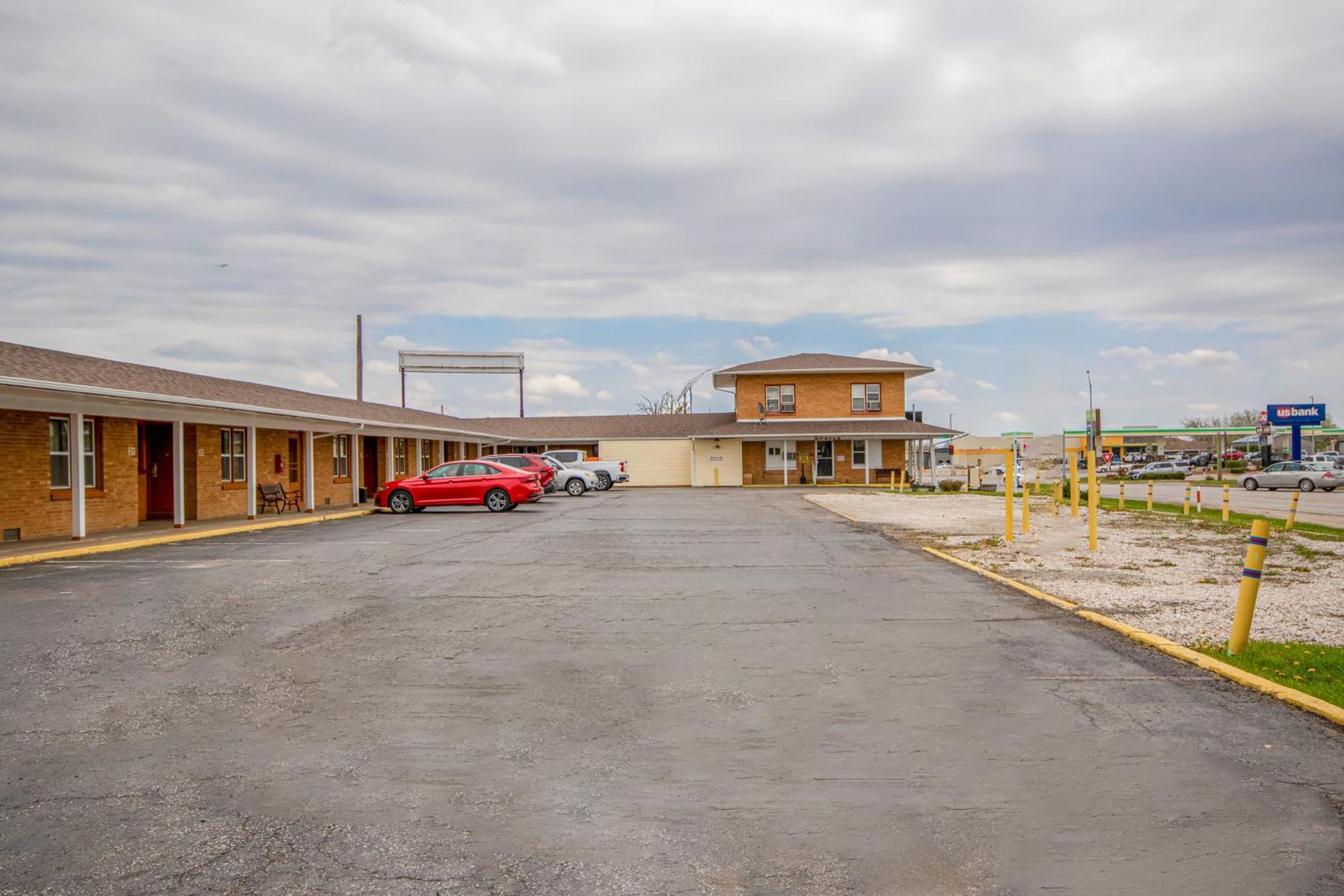 Oyo Travelier Motel Macon 外观 照片